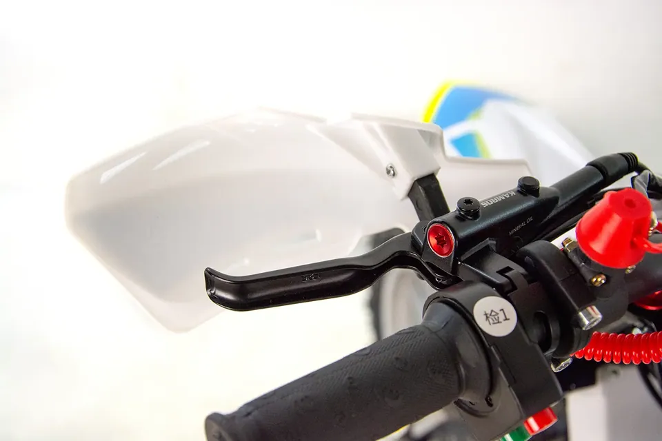 ASIX 706 detail 19