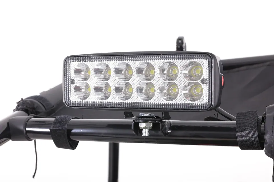 ASIX Buggy 125 detail 18