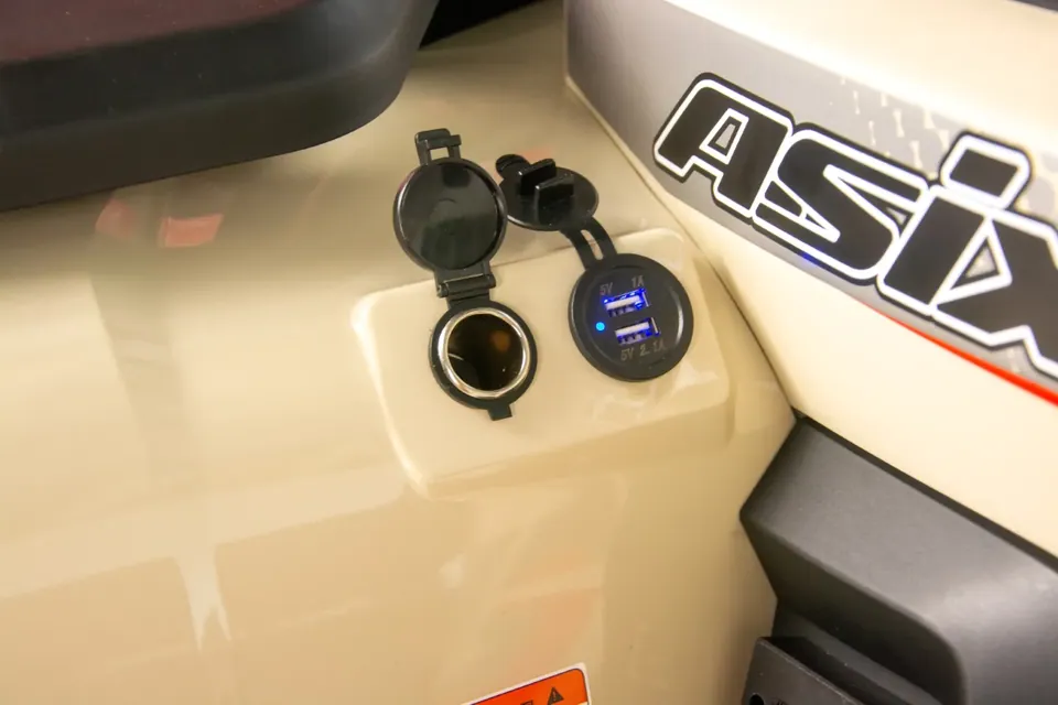 ASIX Challenger 300 detail 18