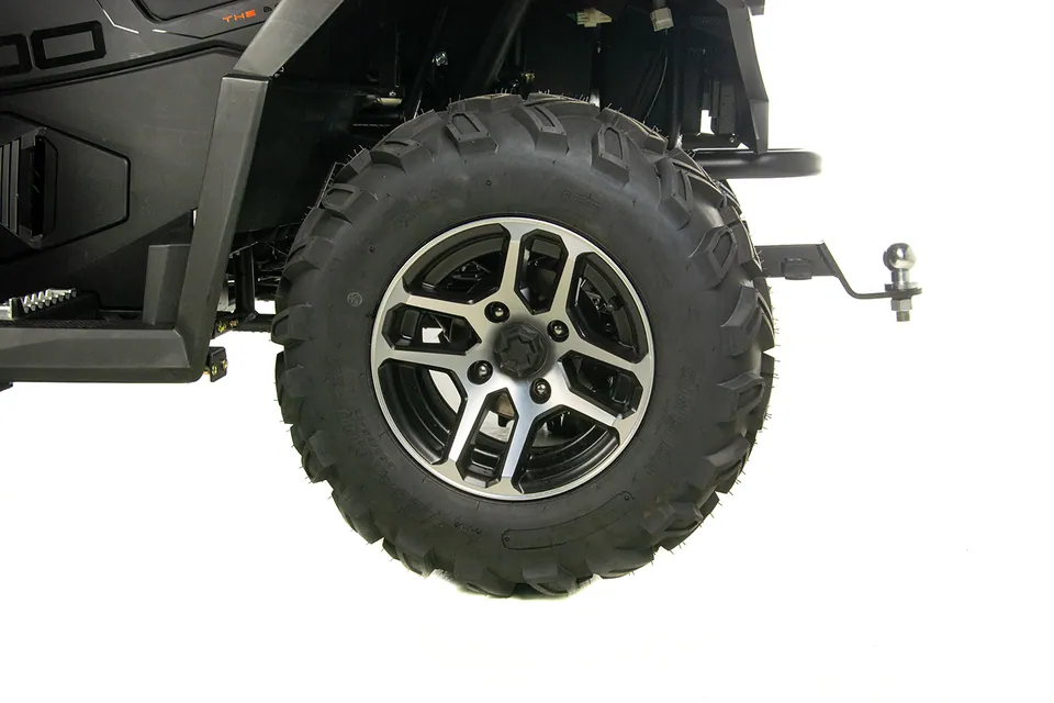 ASIX Cyber 300 4x4 T3B detail 42