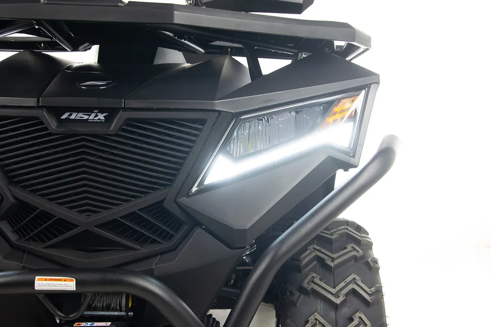 ASIX Cyber 300 4x4 T3B detail 16