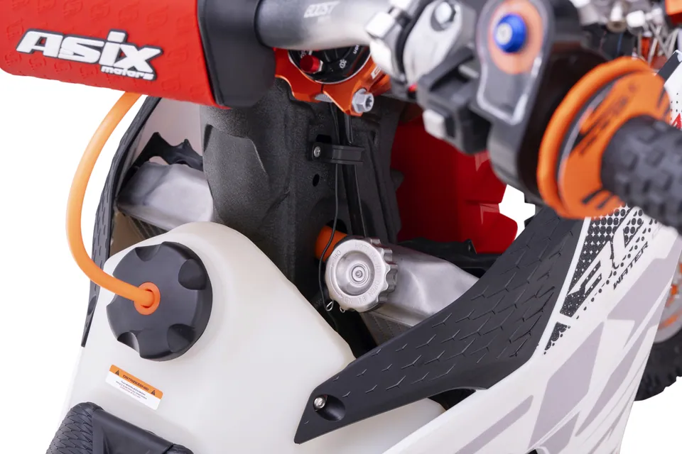ASIX XR-99 detail 27