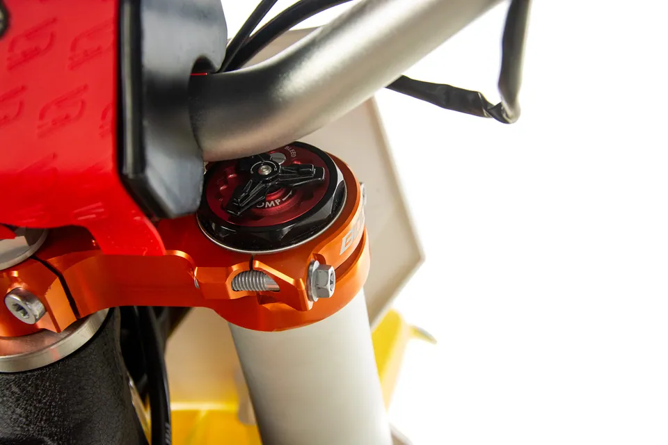 ASIX XR-99 2T detail 27