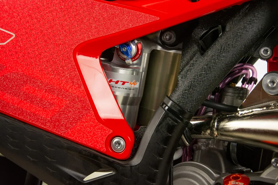 ASIX XR-99 300RS 2T detail 24